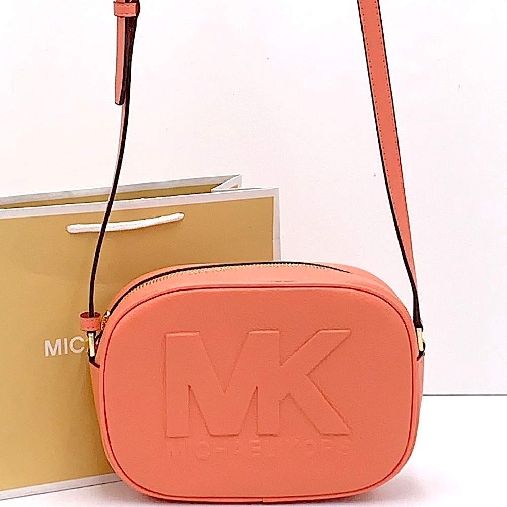 MICHAEL KORS
Jet Set Medium Embossed Pebbled Leather Crossbody Bag Sherbert - Picture 2 of 16